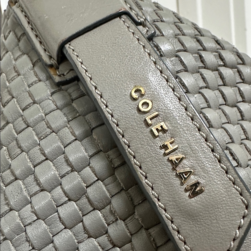 Cole Haan Bethany Weave Large Bucket Hobo Taupe Gray - Picture 5 of 13